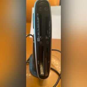 SanDisk 4 Memory Card Reader For Computer